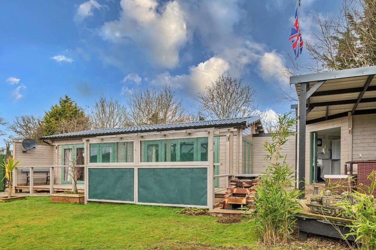 Finest Retreats - Garden Lodge Craven Arms Extérieur photo